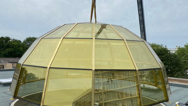 Wir haben die Montage der Glaskuppel der französischen Nancy-Moschee abgeschlossen!
